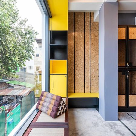 Lobsuek Hostel 방콕 외부 사진