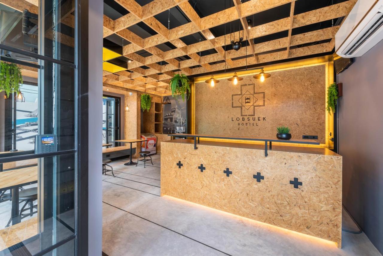 Lobsuek Hostel 방콕 외부 사진