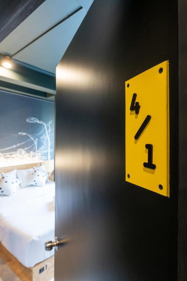 Lobsuek Hostel 방콕 외부 사진